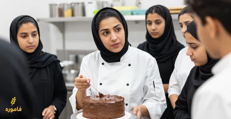۱۰ دلیل علمی پف نکردن کیک و راه حل قطعی آن (راهنمای حرفه‌ای)